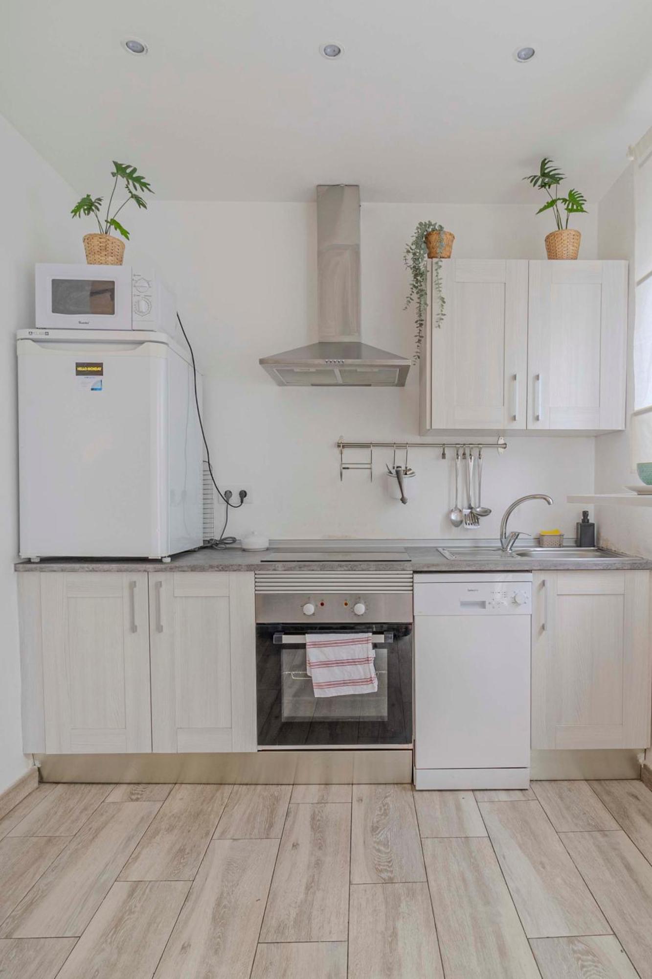 Apartamentos Los Remedios Seville Luaran gambar