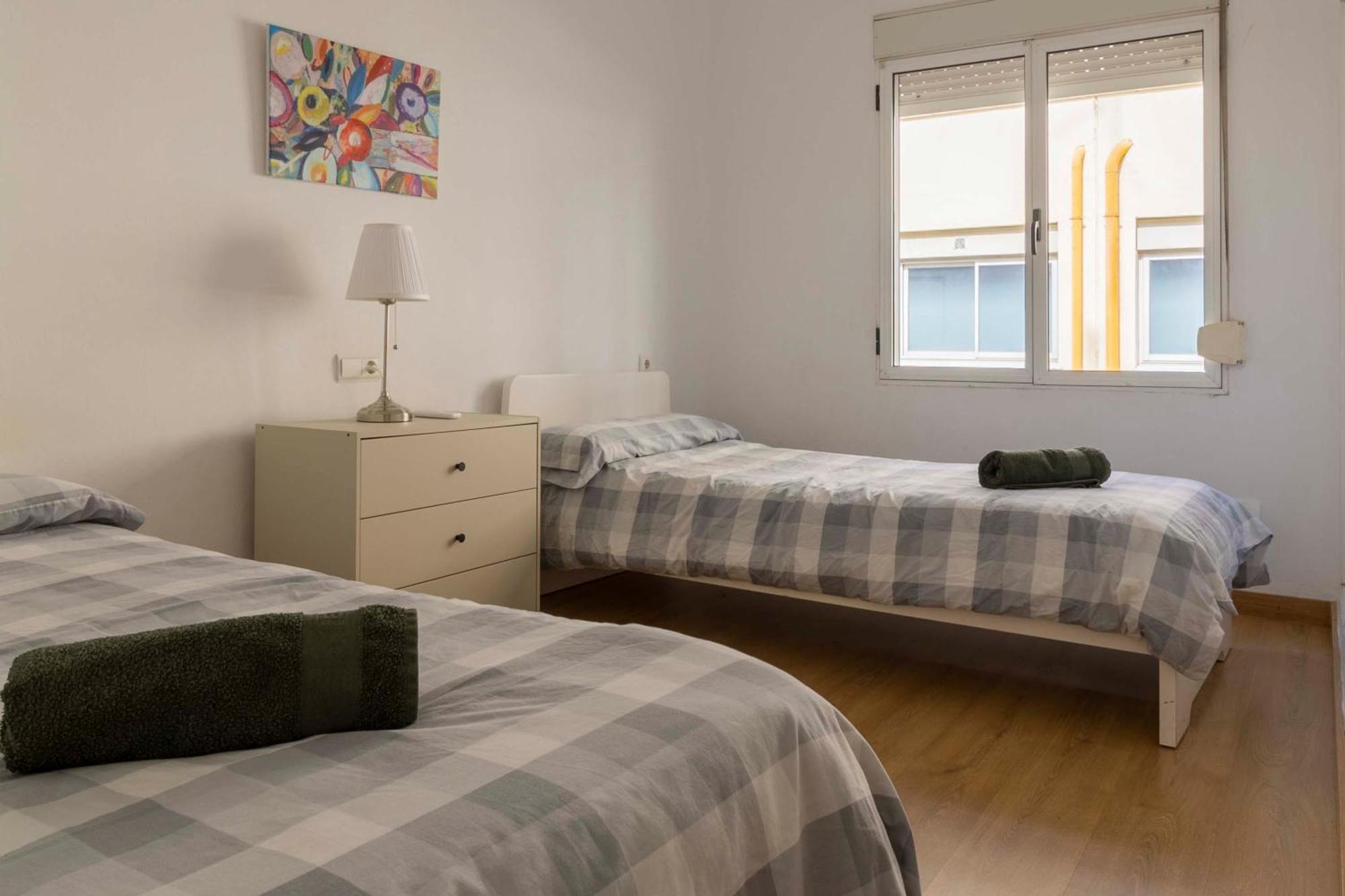 Apartamentos Los Remedios Seville Luaran gambar