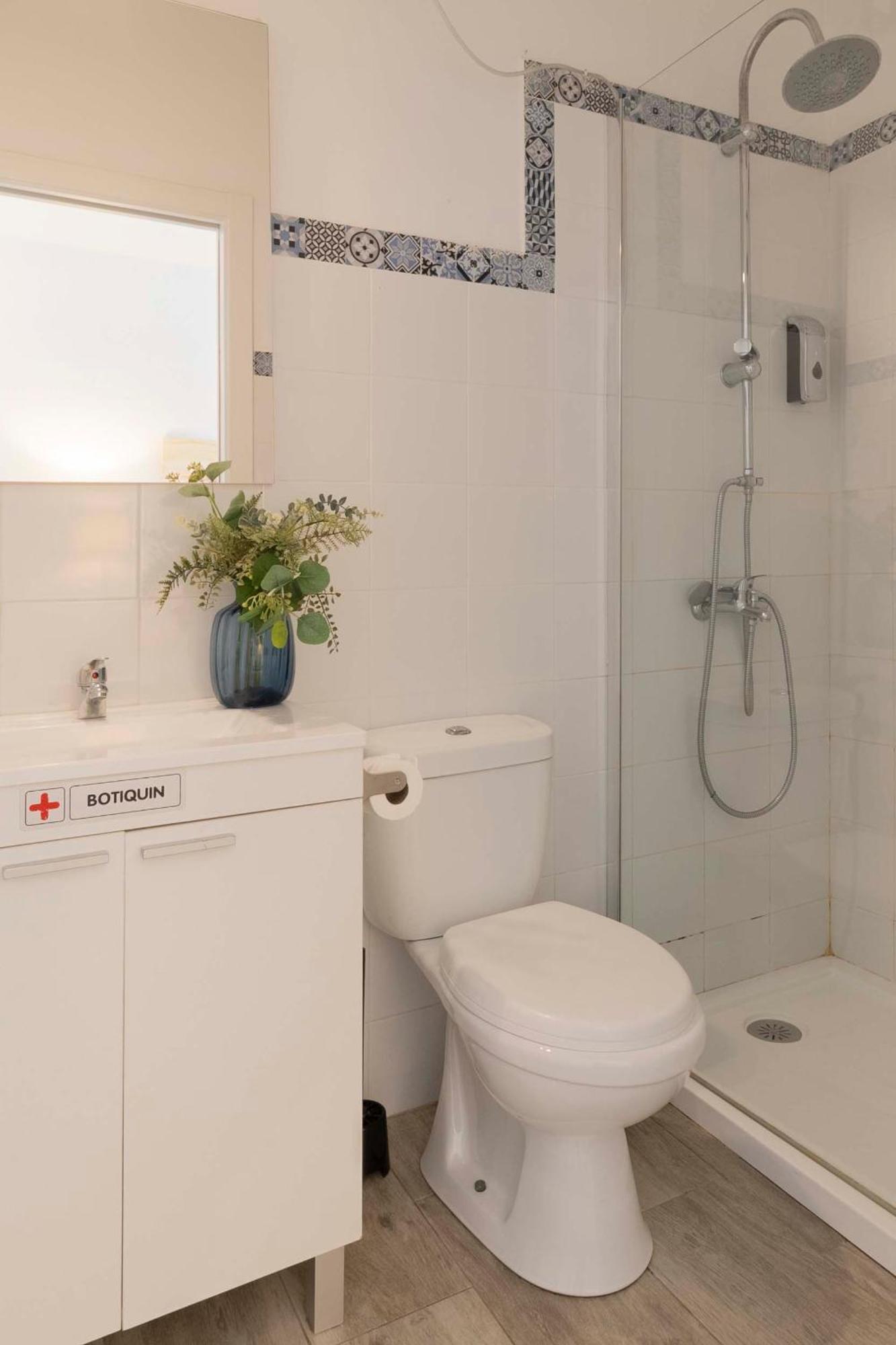 Apartamentos Los Remedios Seville Luaran gambar