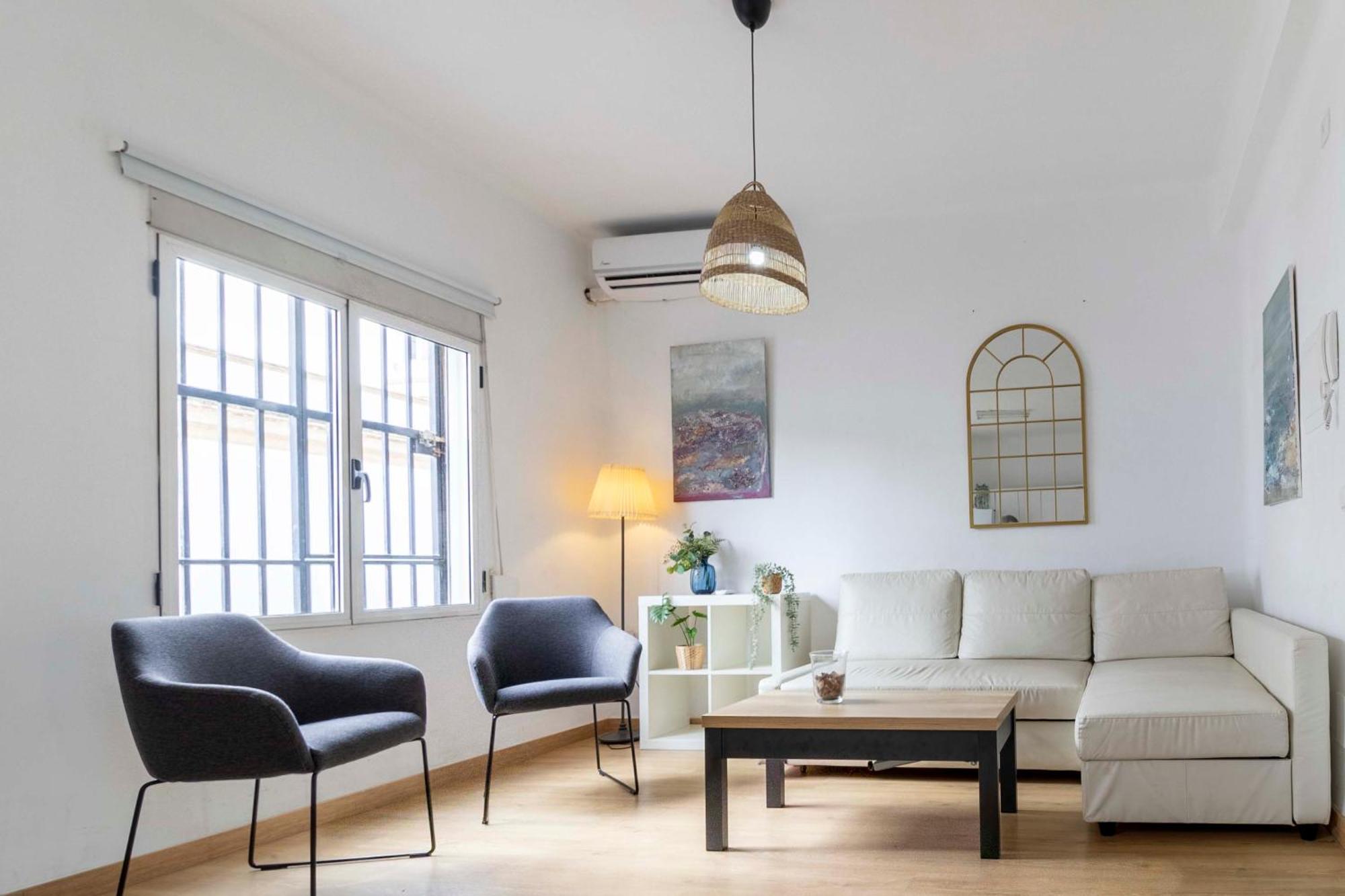 Apartamentos Los Remedios Seville Luaran gambar
